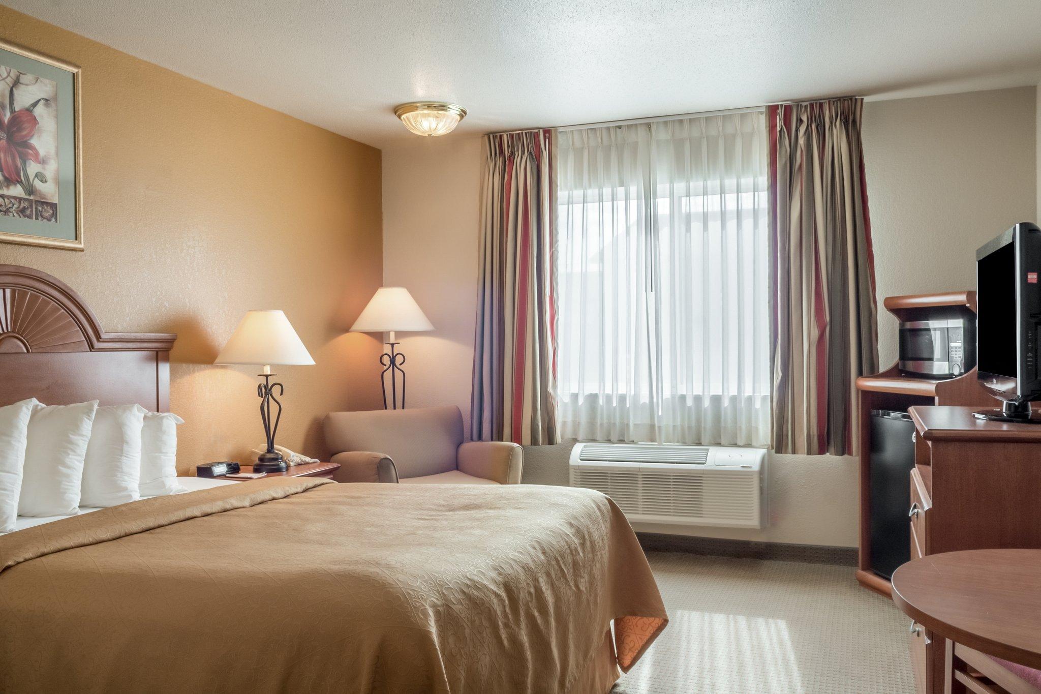 Quality Inn Huron מראה חיצוני תמונה